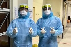 Bác sĩ điều trị bệnh nhân Covid-19: 'Gia đình không dám ở gần tôi'