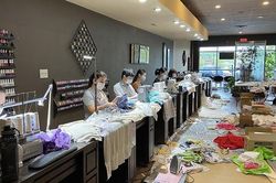Covid-19: Cử chỉ đẹp của các tiệm nail người Việt tại Mỹ