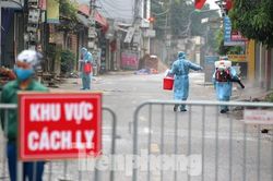 'Ổ dịch' Hạ Lôi: Mỗi gia đình một người ra khỏi nhà theo ngày chẵn lẻ