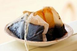Bạn sẽ không bao giờ vứt túi trà đã lọc đi nếu biết 8 công dụng 'cực đỉnh' này