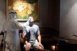 Vì sao không sử dụng test nhanh với bệnh nhân tái nhiễm COVID-19 ở TP.HCM?