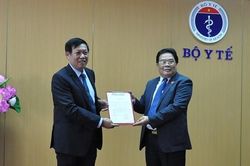 Thứ trưởng Đỗ Xuân Tuyên giữ chức Bí thư Đảng ủy Bộ Y tế