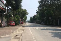 Ra đường để làm gì?