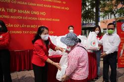 Dịch COVID-19: Tổ chức 7 điểm phát lương thực, thực phẩm miễn phí ở Hà Nội
