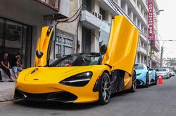 Chi tiết siêu xe mui trần McLaren 720S Spider tại TP.HCM