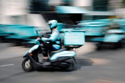 Gia đình bị chủ nợ quấy rối vào mùa dịch dù không vay tiền