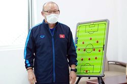 Thầy Park tính đường dài cho bóng đá Việt