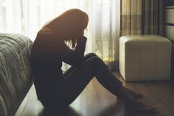 Hai mẹ con tôi ở nhà anh trai chơi được vài ngày đã bị chị dâu tìm mọi cách đuổi về, để rồi khi phát hiện lý do tôi thực sự thương anh trai vô cùng