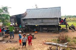 Hàng trăm hộ dân sống giữa vùng lõi rừng Ia Hdreh: Nhiều hệ lụy