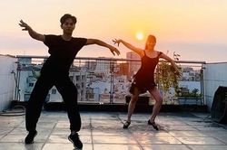 Cuộc sống của Khánh Thi - Phan Hiển thay đổi thế nào trong mùa dịch COVID-19?
