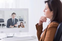 Mùa dịch bệnh dễ 'viêm màng túi', bí quyết nào để 'săn' công việc bán thời gian như ý?