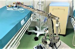 Robot thay thế nhân viên khử khuẩn phòng cách ly tại BV Dã chiến Củ Chi