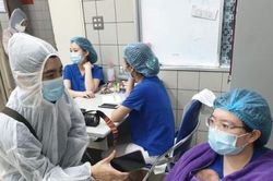 Bài 6: Phóng viên Đoàn Bổng: ' Vào Bạch Mai, tôi thêm một lần bước ra vùng an toàn của nghề nghiệp'
