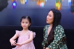 Giọng ca xứ Huế Vân Khánh bị tố chỉ mê phim, không quan tâm con cái