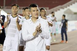 Công Vinh và ĐTVN được thưởng bao nhiêu tỷ sau chức vô địch AFF Cup 2008?