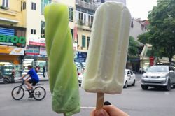 Hãng kem lâu đời nhất Hà Nội tiếp tục thụt lùi