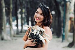 Hoa loa kèn thơm phố tháng tư xanh