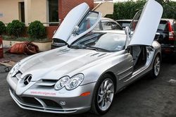Ngắm 'mũi tên bạc' Mercedes-Benz SLR McLaren độc nhất Việt Nam