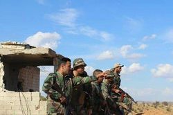 Chiến sự Syria: Lý do phiến quân đột ngột dâng toàn bộ vũ khí cho Syria khi 'dứt tình' với Mỹ ở Al-Tanf