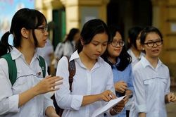 Hà Nội bỏ môn thi thứ 4, học sinh thở phào vì giảm được áp lực học tập