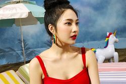 Joy (Red Velvet) đã rửa mặt, bôi kem thế nào để có làn da đẹp?