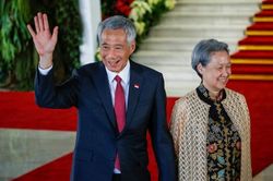 Phu nhân thủ tướng Singapore phản pháo gay gắt trên mạng xã hội