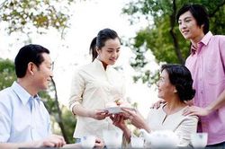 Tôi phải có trách nhiệm với gia đình của bố?