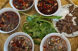 Vợ đảm làm tiết canh bằng... củ dền, đảm bảo vệ sinh lại ngon như tiết canh thật