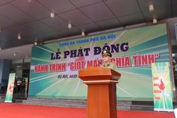 Hàng nghìn cán bộ chiến sỹ Công an Hà Nội tham gia hành trình 'Giọt máu nghĩa tình'