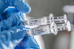 Trung Quốc thử nghiệm lâm sàng 2 vắcxin bất hoạt phòng bệnh COVID-19