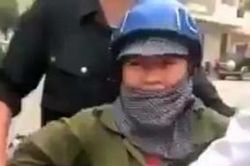 Sai phạm trong vụ khống chế người phụ nữ bán rau, cán bộ phường phải đến tận nhà xin lỗi