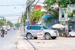 Người dân không được phép tự đặt biển cấm đậu xe