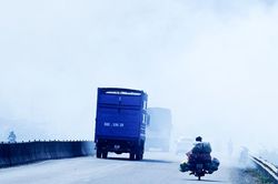 Đốt rơm rạ gây nguy hiểm
