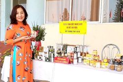 30 năm tìm danh xưng cho tinh bột nghệ