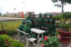 Hoa làm đẹp đời sống tâm hồn chiến sĩ