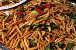 Loài người 'nghiện' ăn côn trùng từ bao giờ?