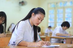Phó Thủ tướng làm việc với Bộ GD&ĐT: Vẫn thi THPT nhưng chỉ để xét tốt nghiệp