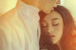 Đàn ông im lặng vào những lúc này chứng tỏ bạn không còn quan trọng với anh ấy