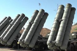 S-400 của Nga đập tan cuộc không kích giả định