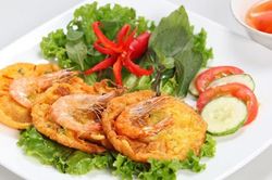 Bí quyết làm bánh tôm Hồ Tây giòn rụm, ngon mê li