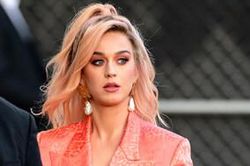 Đối diện với tin đồn ngưng hát vĩnh viễn, Katy Perry nói gì?