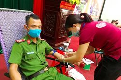 Tuổi trẻ Công an Gia Lai sôi nổi ngày hội hiến máu