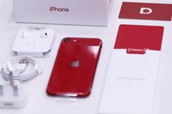 iPhone SE 2020 đầu tiên tại Việt Nam, giá từ 12,7 triệu đồng