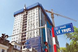 Hà Nội chốt ngày 'cắt ngọn' 2 tầng cao ốc sai phép 8B Lê Trực