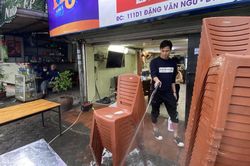 Dừng cách ly xã hội, hàng quán Hà Nội 'không vội' mở cửa trở lại