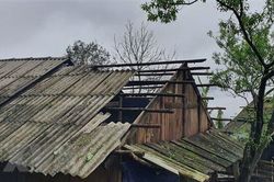 Mưa đá, dông lốc gây nhiều thiệt hại ở các tỉnh miền núi phía Bắc