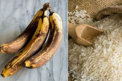 Vùi quả chuối thâm đen vào bao gạo, 1 giờ sau bạn sẽ thấy kết quả bất ngờ