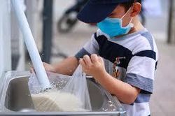 Lắp đặt 5 máy phát gạo tự động