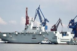 Trung Quốc hạ thủy tàu tấn công đổ bộ Type 075 thứ hai