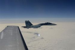 Mỹ kêu gọi bắn hạ Su-35 Nga nếu bị quấy rối